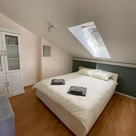 Appartement Penthouse Self Check-in 24-7 *